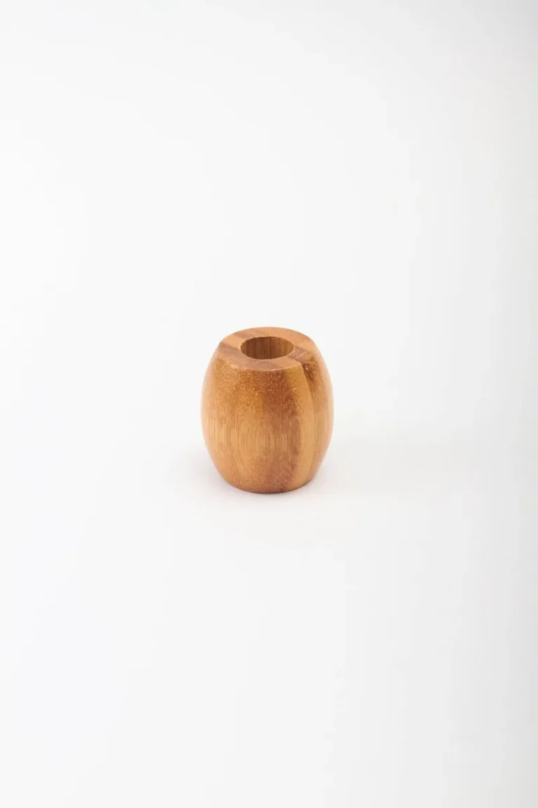 Base de bambú para cepillo de dientes